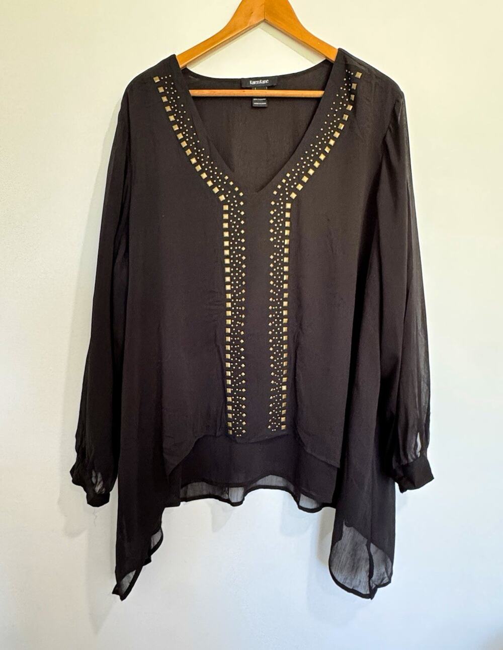 Karen Kane Women’s Black Studded Sheer Chiffon V-Neck Blouse 3X Plus #1108